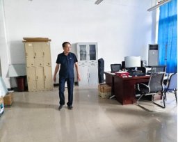 学工办公室开展全覆盖安全卫生突击检查