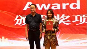 她勉励全体参演同学用心打磨台词